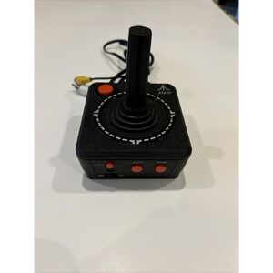 2002 Atari Plug N Play 10 in 1 TV Joystick Tested Works Jakks Pacific Video Game